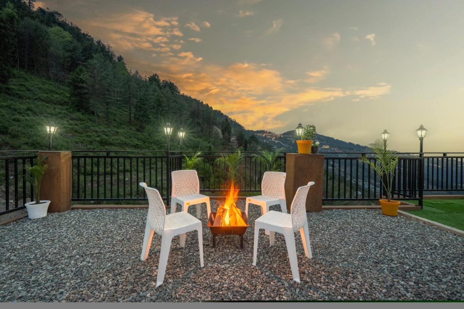 The Countryside Retreat I Vacations I Conference I Mice I Family Events I Open Air Terrace I Sky Bonfire I Kufri By Exotic Stays 西姆拉 外观 照片
